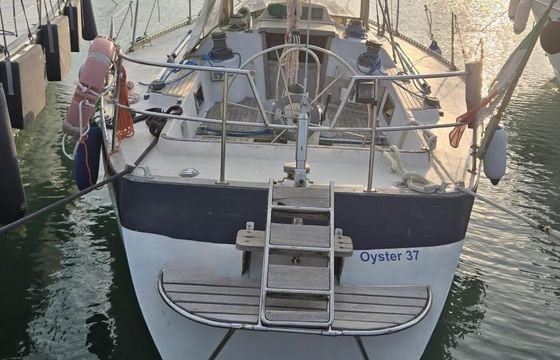Oyster Heritage 37'