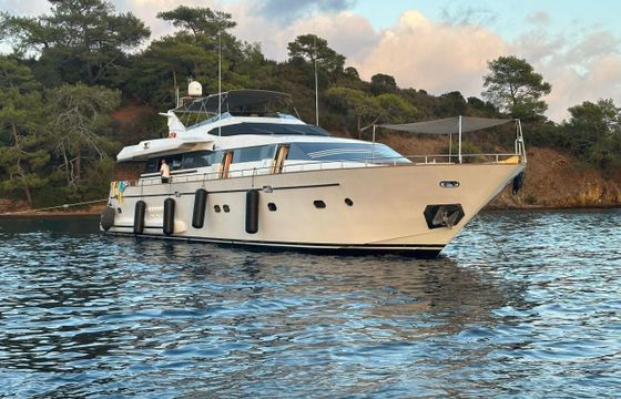 Falcon Yachts 92