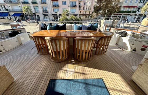 Benetti 85 Legend