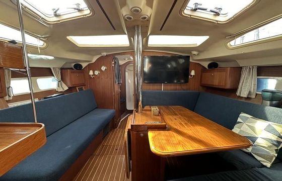 Hunter 410