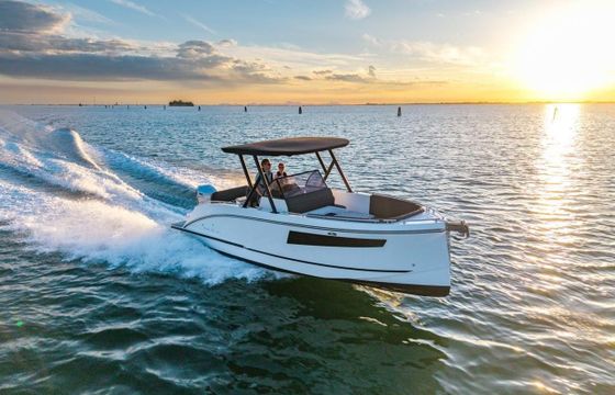 Maxima 800 Sport