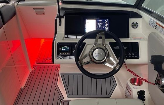 Sea Ray SPX 230 Ltd. Edition