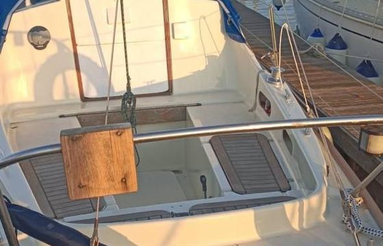 Hurley 27
