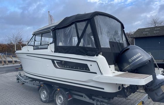 Jeanneau 695 Merry Fisher Serie2