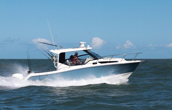 Boston Whaler 325 Conquest