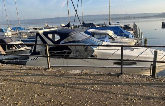 Sealine S28