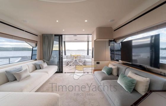 Azimut 68 flybridge