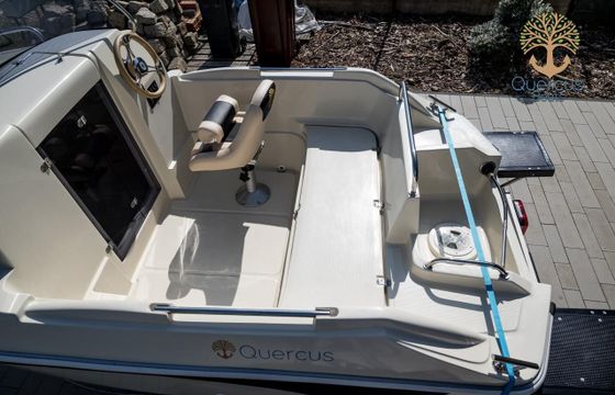Quercus 500 Cabin