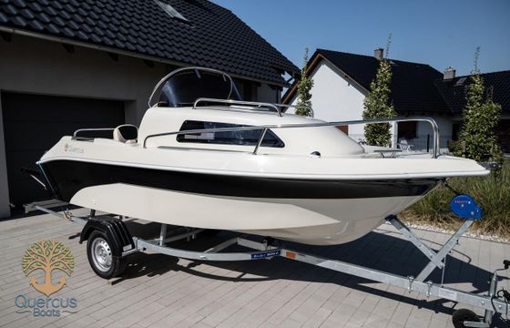 Quercus 500 Cabin