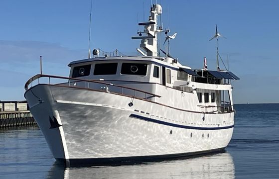Malahide Yacht 66