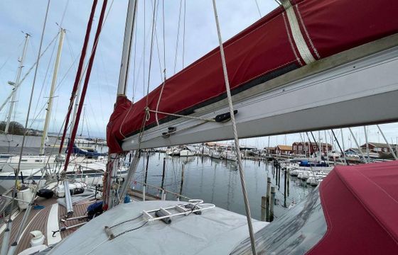 Nauticat 43
