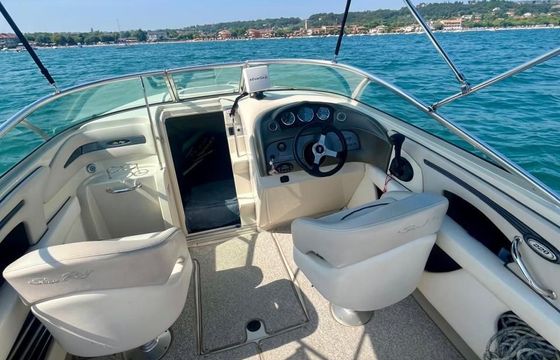 Sea Ray 220 Sunsporter SSE