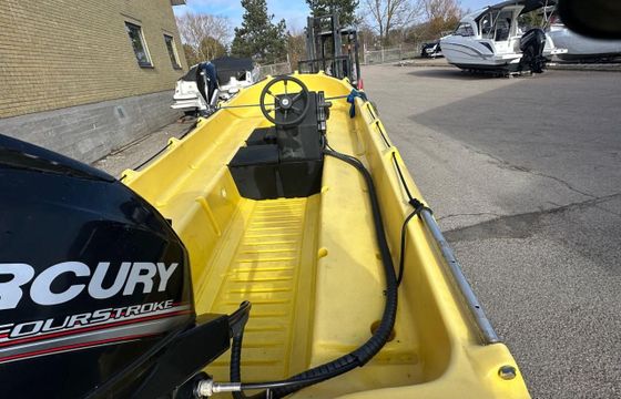 Whaly 435 med Mercury 25 EFI – Robust arbejdsb