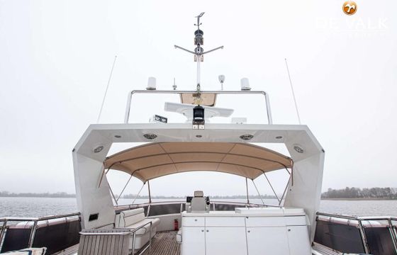 Van der Valk Explorer 25M