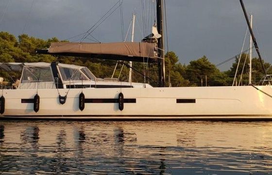Dufour Exclusive 63