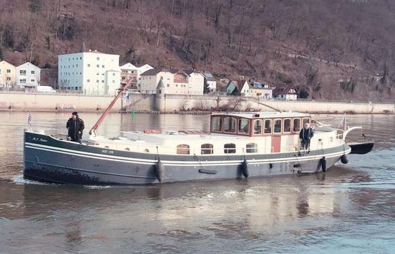 Euroship Luxe Motor 2000