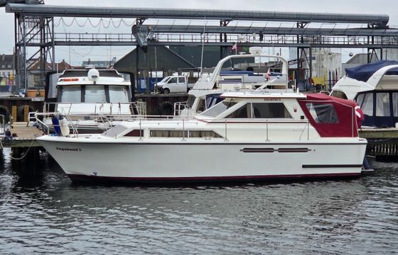 Princess 33