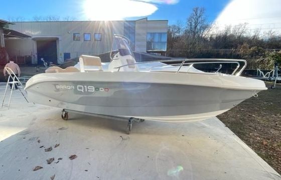 Barqa Q19 + Honda BF40E