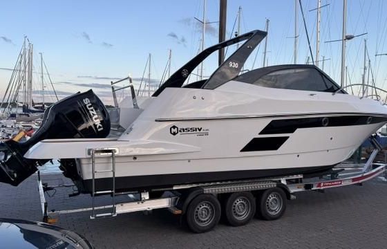 Massiv Boats Cruiser 930