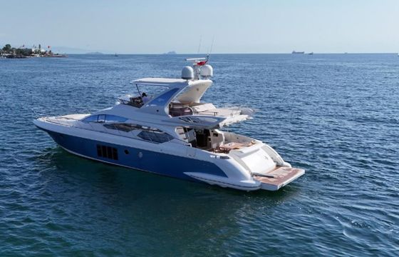 Azimut Flybridge 64