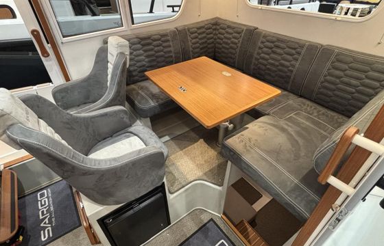 Sargo 28 Explorer Außenborder