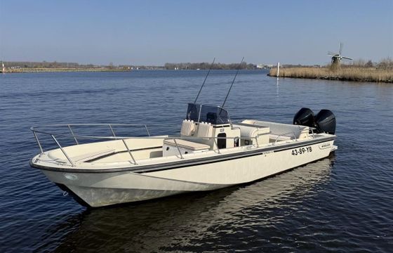 Boston Whaler OUTRAGE 25