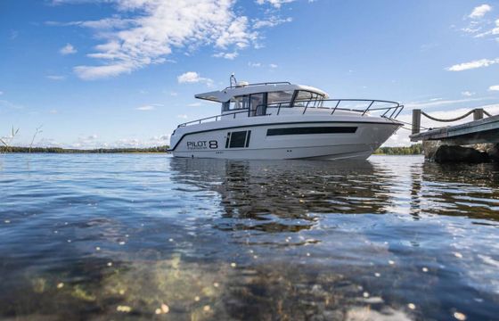 Finnmaster Pilot 8 - 2 X 150 HP Yamaha