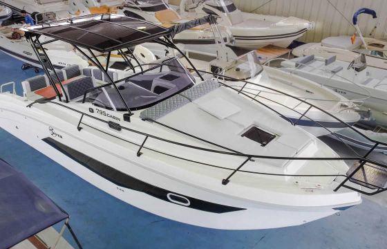 Saver 795 Cabin