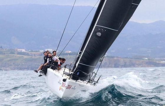 Melges 32