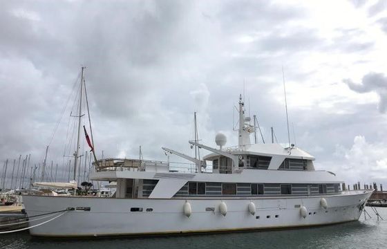 Camper & Nicholsons 40 Mt
