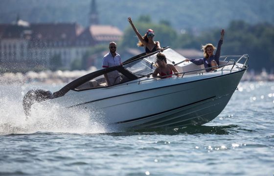 Parker 630 Bow Rider