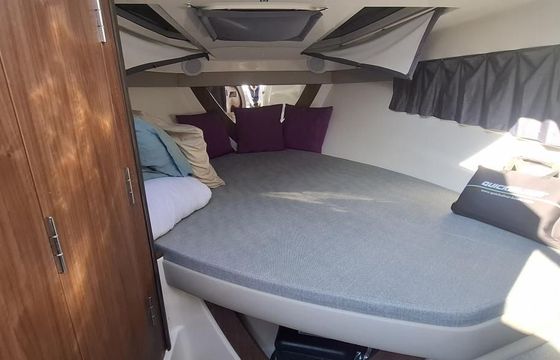 Quicksilver 805 ACTIV CRUISER