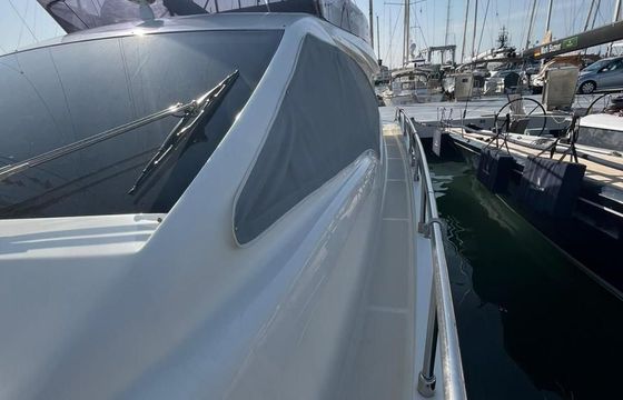 Ferretti 470