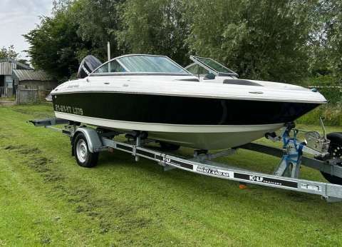 Four Winns H9 Bowrider