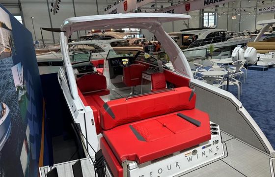 Four Winns H9 Bowrider