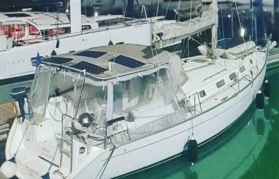 Beneteau 43.3