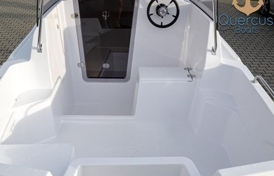 Quercus 480 Pilothouse