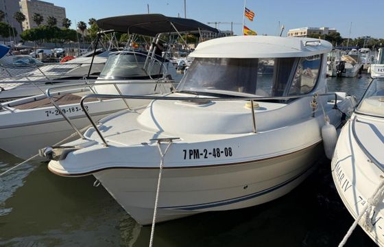 Passport 650 Escapade
