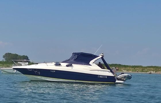 Regal Marine 3760 Commodore