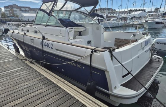 Beneteau Ombrine 900