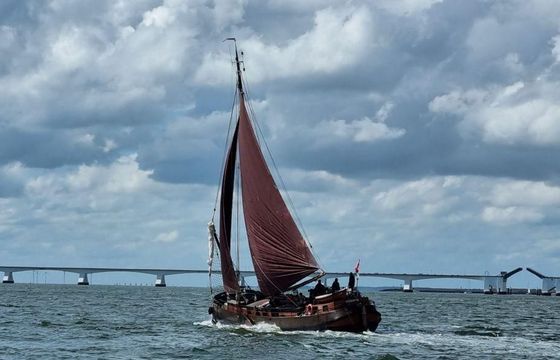 Tjalk Woonschip ex charter