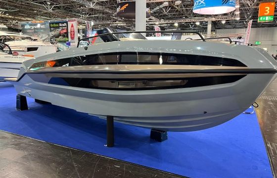 Nireus Azzara 67 S