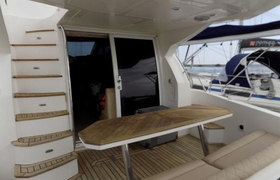 Gulf Craft Majesty 44