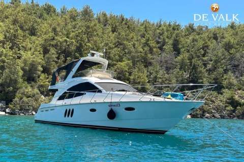 Sealine T51 Motor Yacht