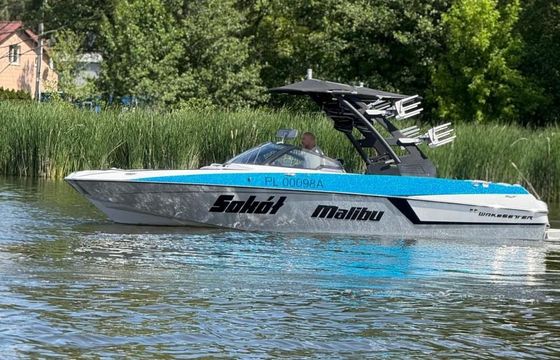 Malibu Wakesetter 22 MXZ