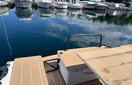 XO Boats 360 Premium