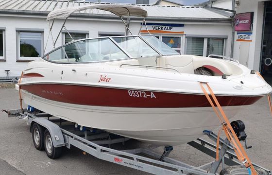 Maxum 2400 SR Bowrider