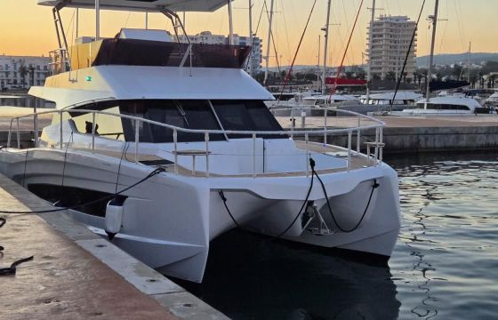 Aventura 38 MY FB Prestige