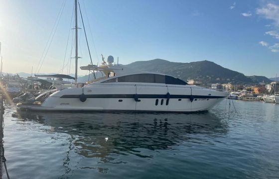 Jaguar 24 m.