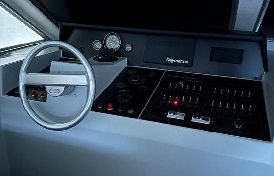 Azimut 35 Fly